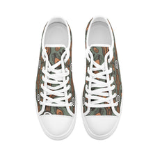 Load image into Gallery viewer, Indigenous design Unisex Low Top Canvas Shoes