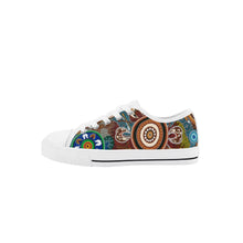 Load image into Gallery viewer, Kid&#39;s Low Top Canvas Shoes
