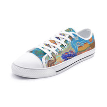 Load image into Gallery viewer, Indigenous designed Low Top Canvas Shoes
